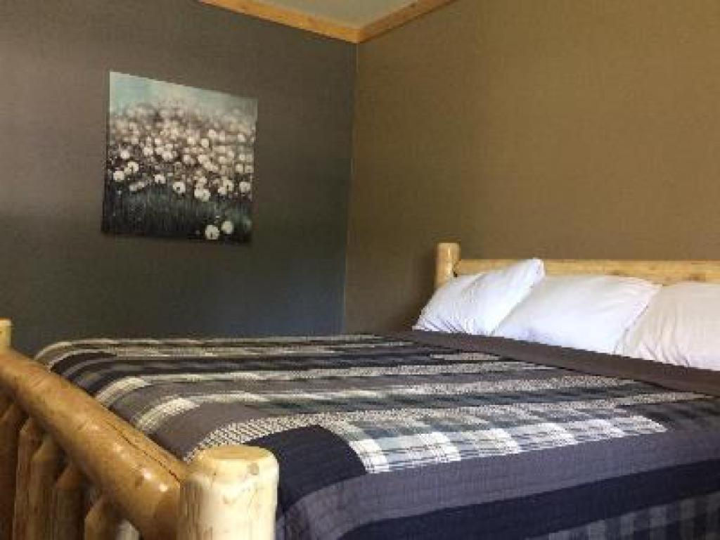 Big Horse Inn And Suites Lewistown Exteriör bild